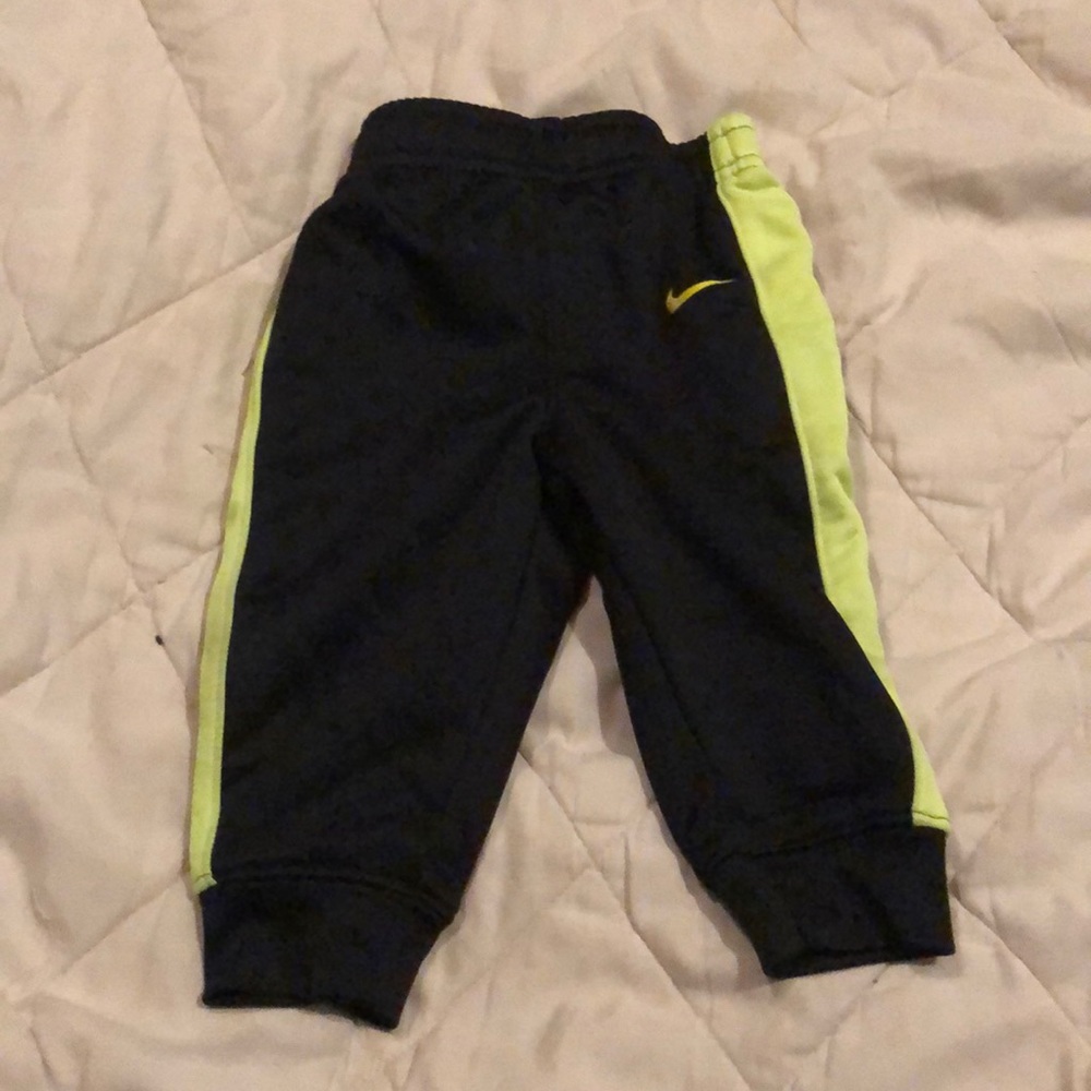 Nike little boys pants